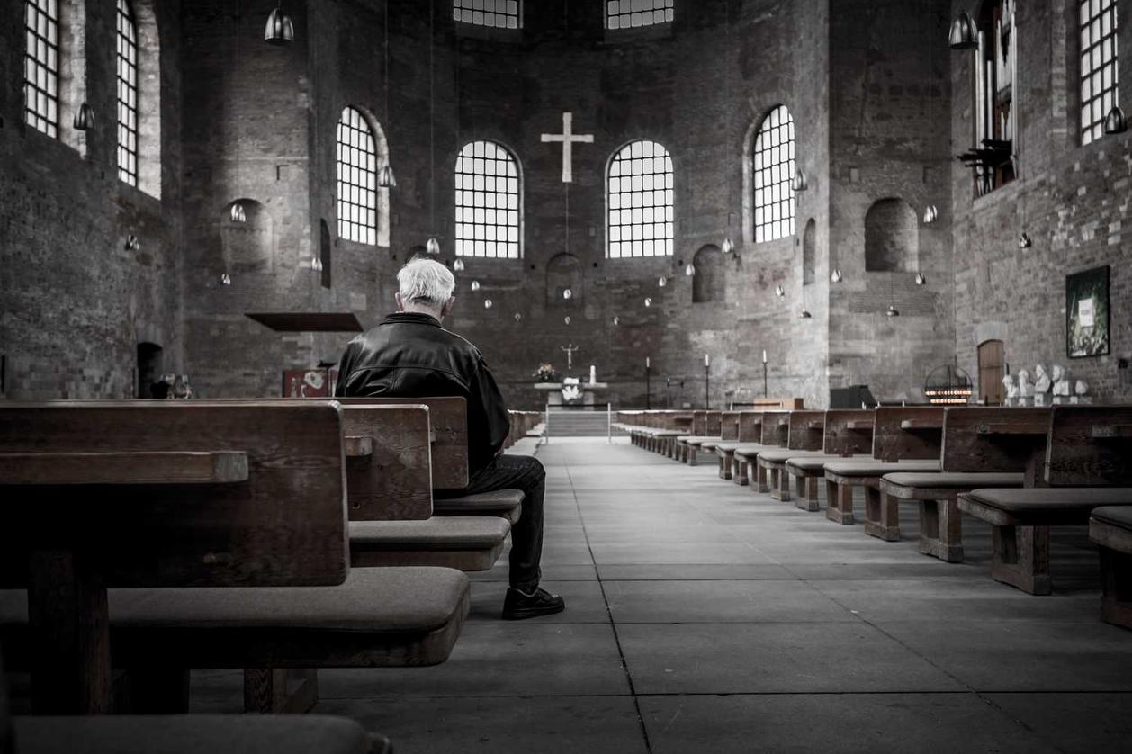 Voluptatem doloremque quis delectus rerum et